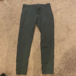 Lululemon. Tech fit pants 34 x 34.